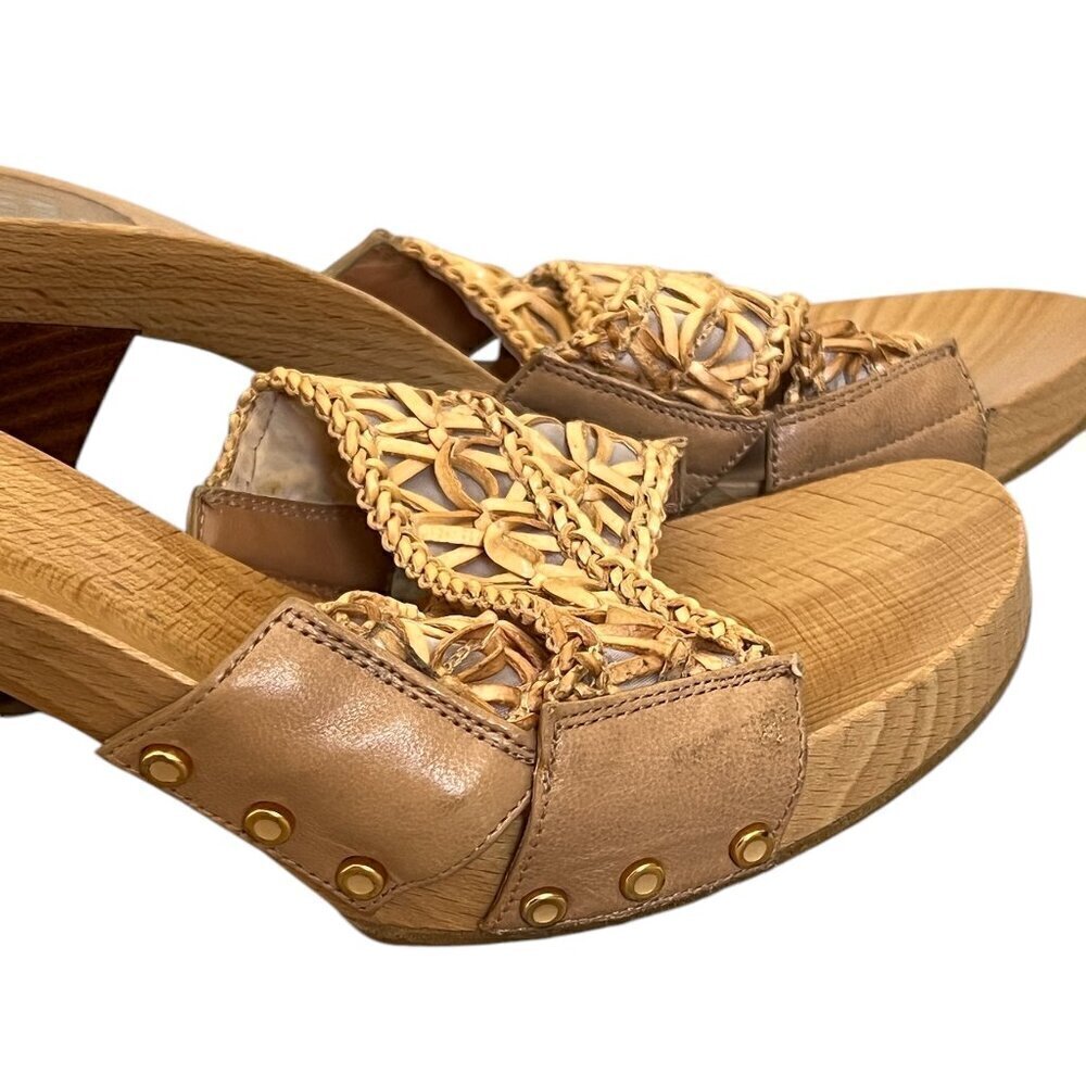 Stuart Weitzman Woven Leather Slide Sandals Wooden Heel Tan 8M Coastal Resort - Picture 7 of 8